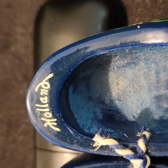 VINTAGE MINI BLUE HAND PAINTED WINDMILL WOODEN CLOGS. HOLLAND. - Picture 2 of 5